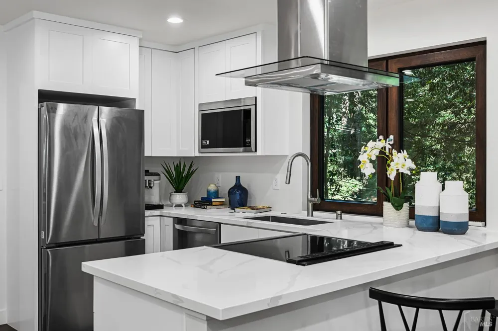 14685 Willow Road Guerneville, CA 95446