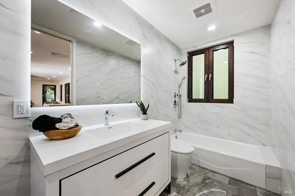 14685 Willow Road Guerneville, CA 95446