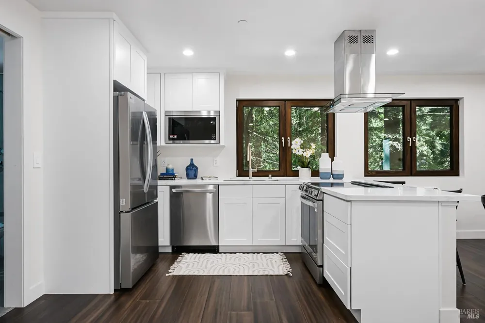 14685 Willow Road Guerneville, CA 95446