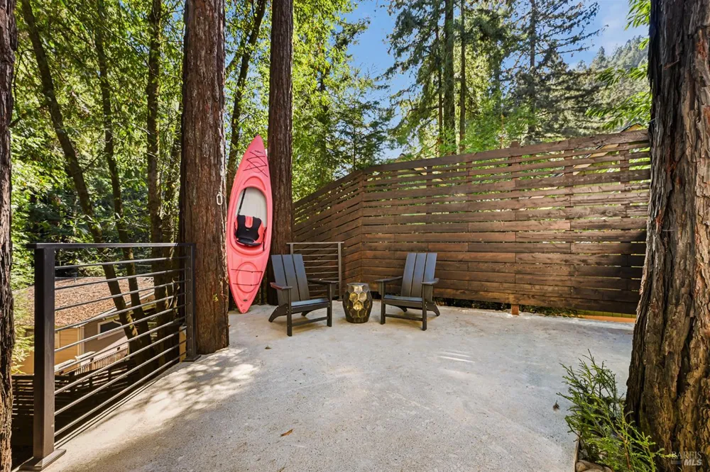 14685 Willow Road Guerneville, CA 95446