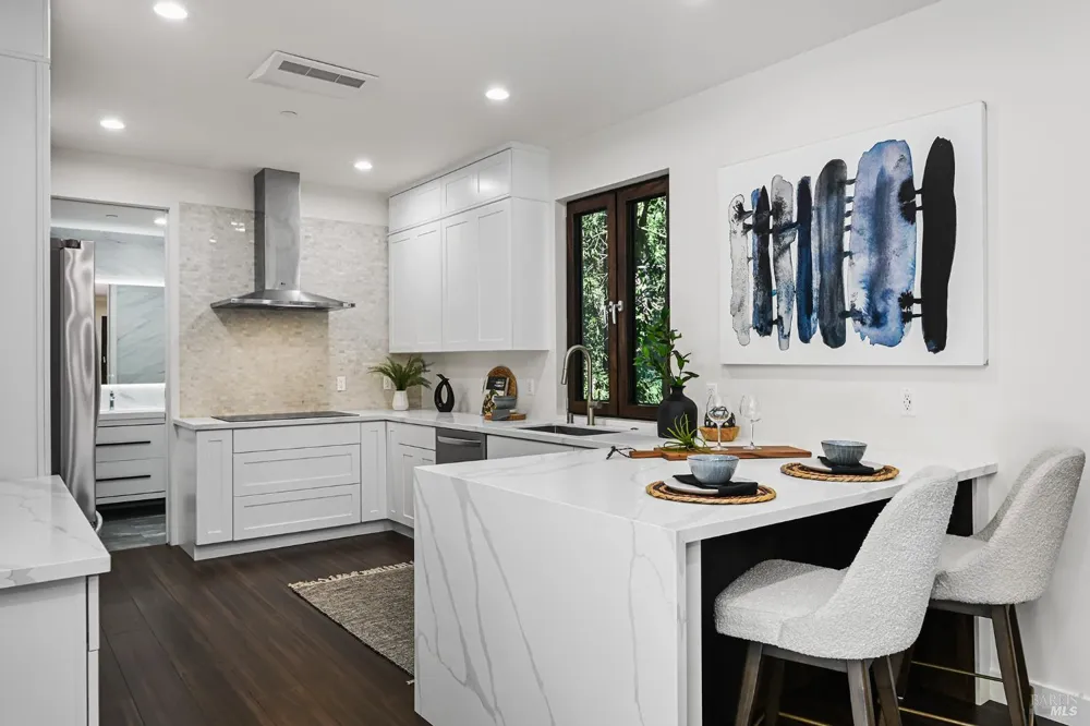 14685 Willow Road Guerneville, CA 95446