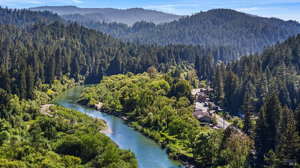 14685 Willow Road Guerneville, CA 95446