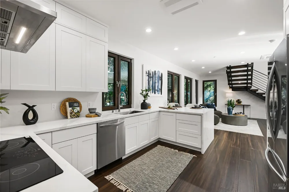 14685 Willow Road Guerneville, CA 95446