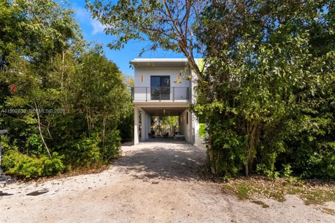 20 Coral Dr