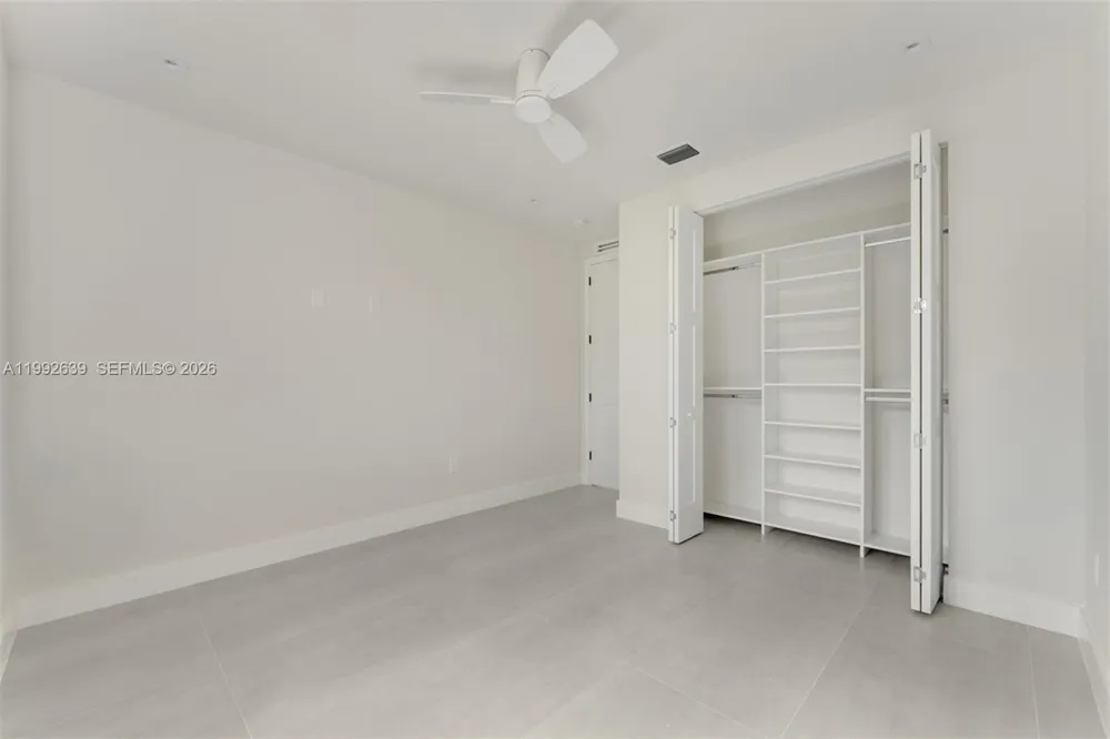 20 Coral Dr Key Largo, FL 33037