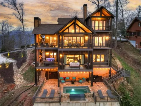 472 Overlook Drive