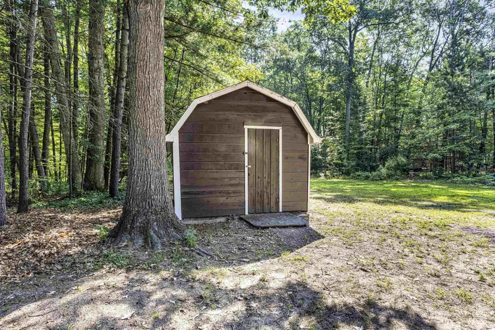 2980 E Houghton Lake Drive Markey Township, MI 48629