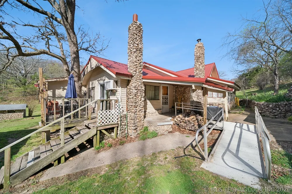 7002 E 482 Salina, OK 74365