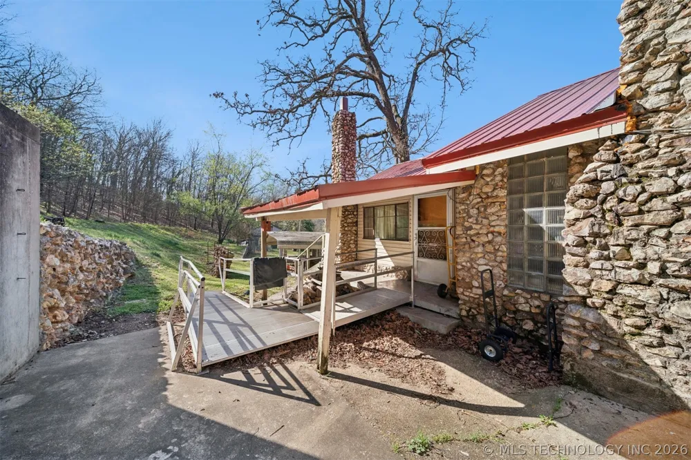 7002 E 482 Salina, OK 74365