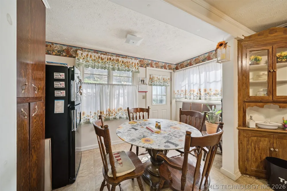 7002 E 482 Salina, OK 74365
