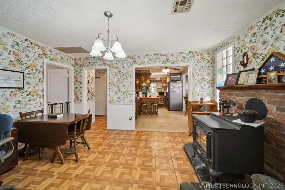 7002 E 482 Salina, OK 74365