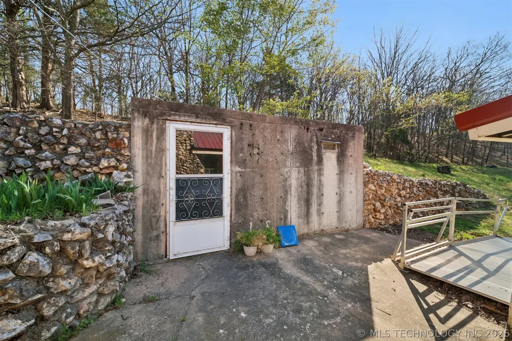 7002 E 482 Salina, OK 74365