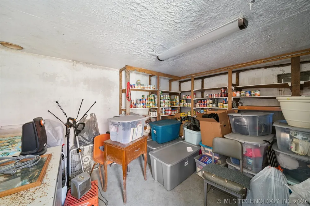 7002 E 482 Salina, OK 74365
