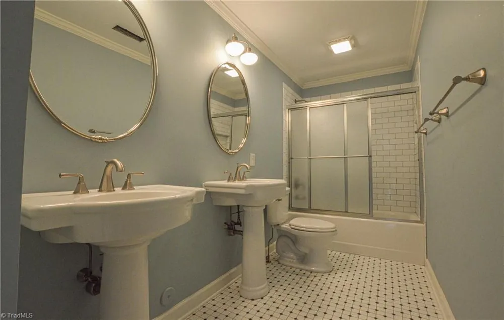 225 Fox Ridge Circle Lewisville, NC 27023