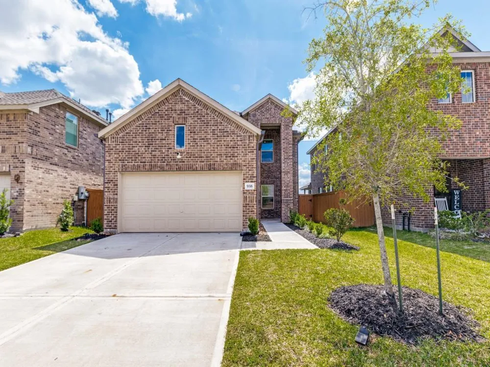 938 Mockingbird Passage Drive Beasley, TX 77417