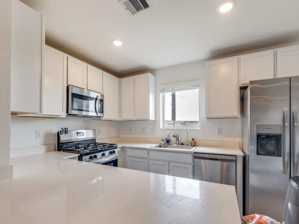 938 Mockingbird Passage Drive Beasley, TX 77417