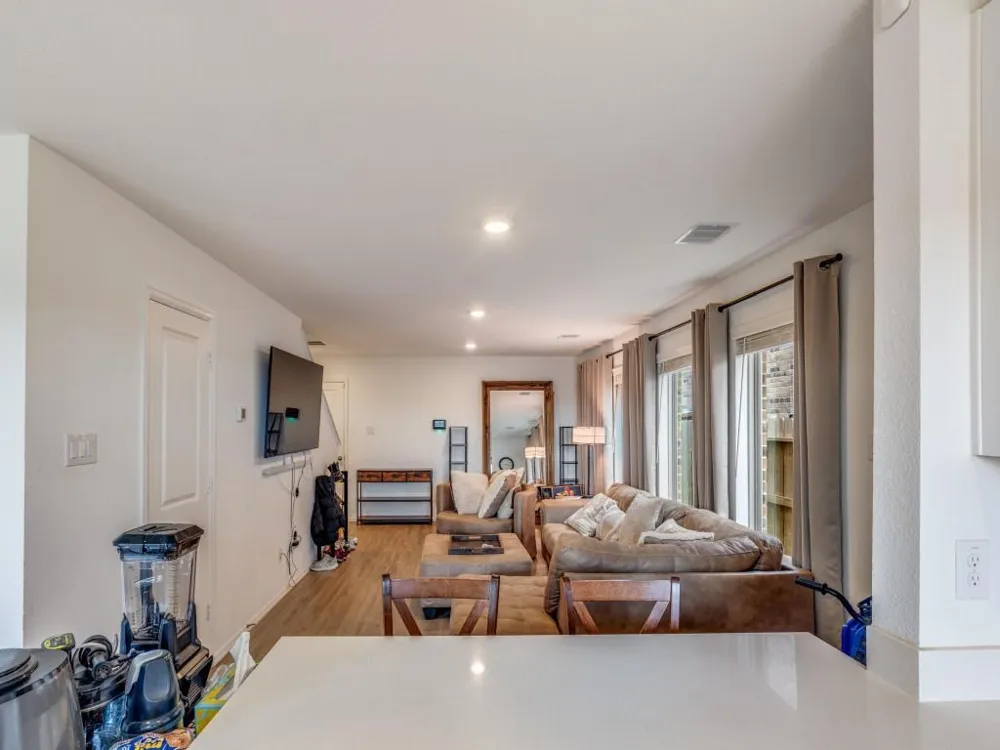 938 Mockingbird Passage Drive Beasley, TX 77417