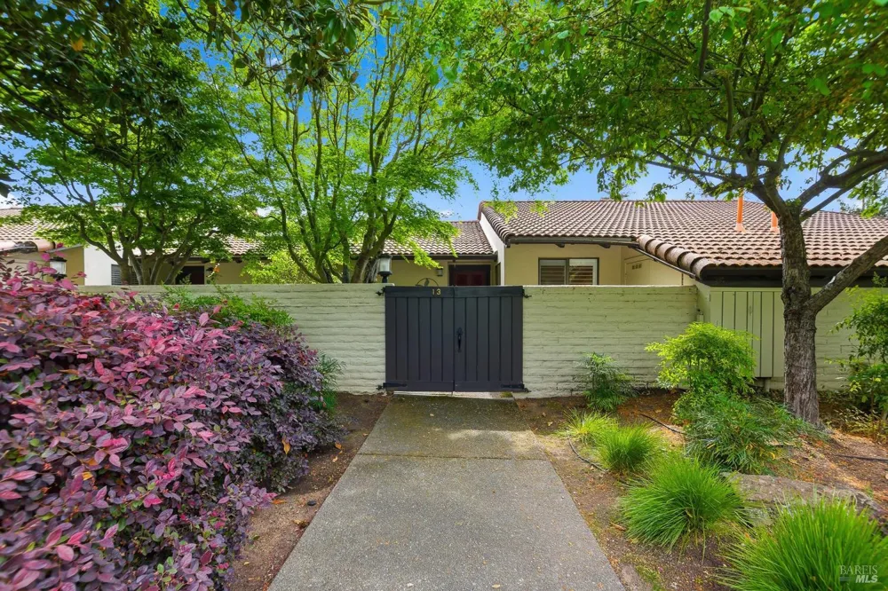 13 Fairways Drive Napa, CA 94558