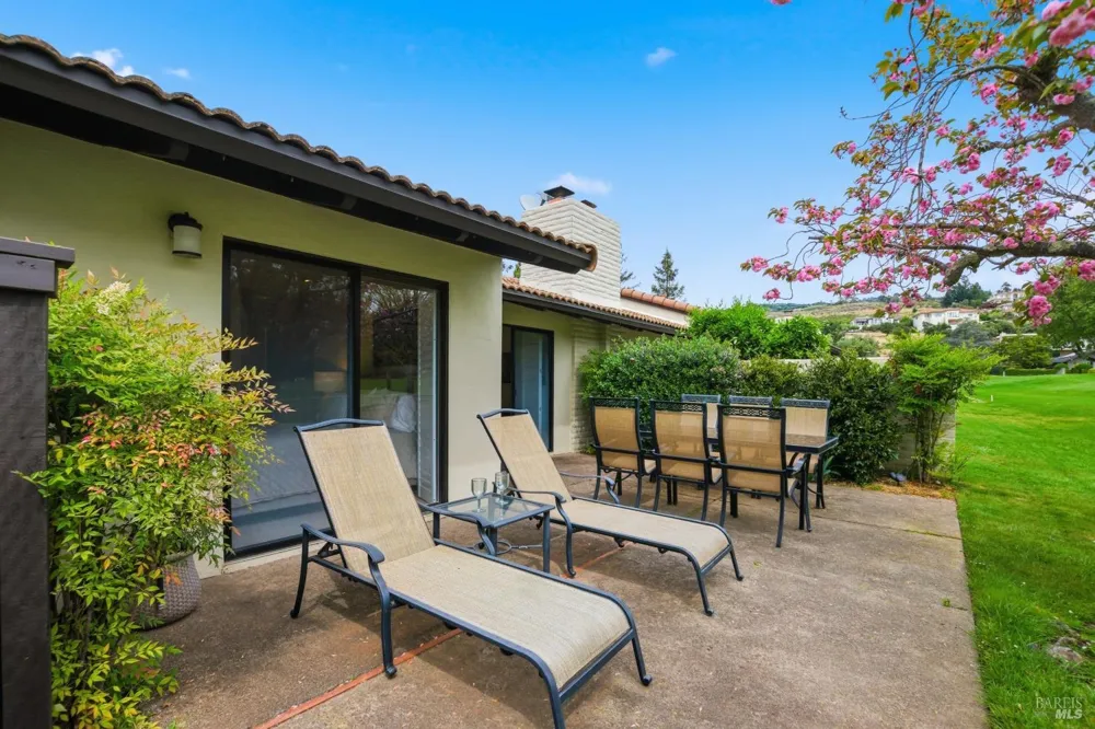 13 Fairways Drive Napa, CA 94558