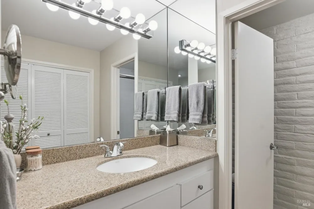 13 Fairways Drive Napa, CA 94558