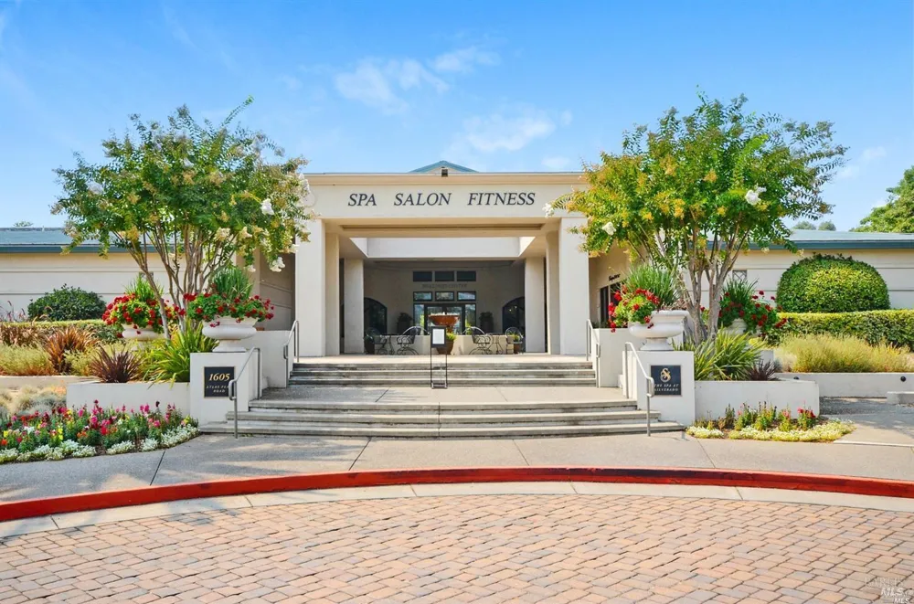 13 Fairways Drive Napa, CA 94558
