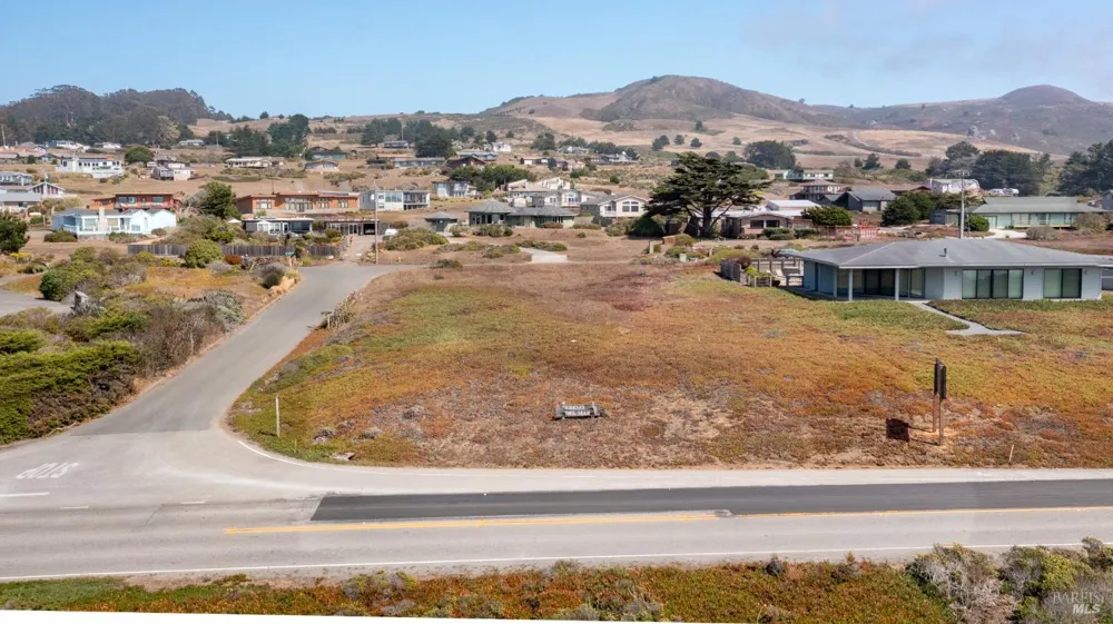 5405 El Camino Bella Bodega Bay, CA 94923