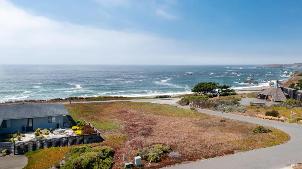 5405 El Camino Bella Bodega Bay, CA 94923