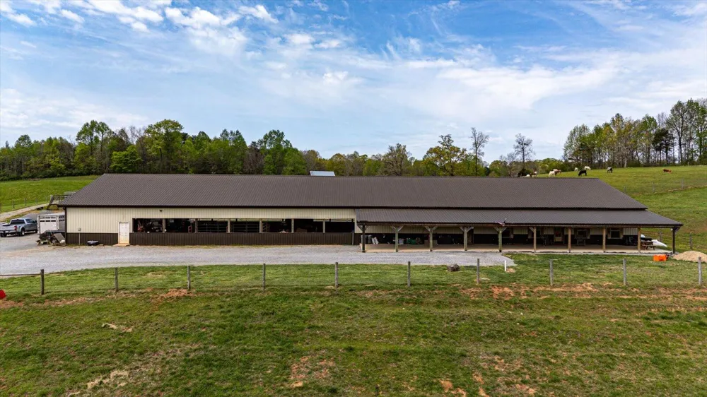 180 Mecca Pike Tellico Plains, TN 37385
