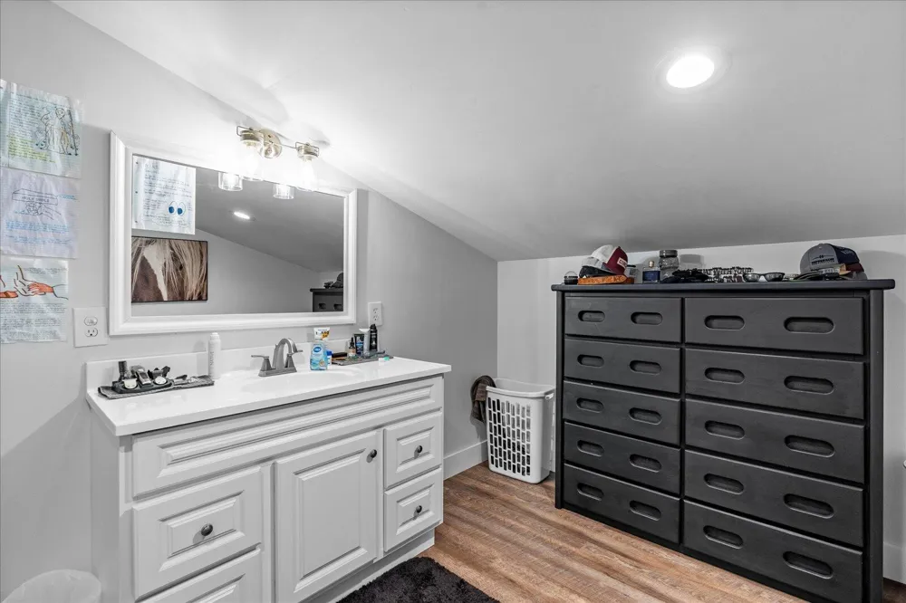 180 Mecca Pike Tellico Plains, TN 37385