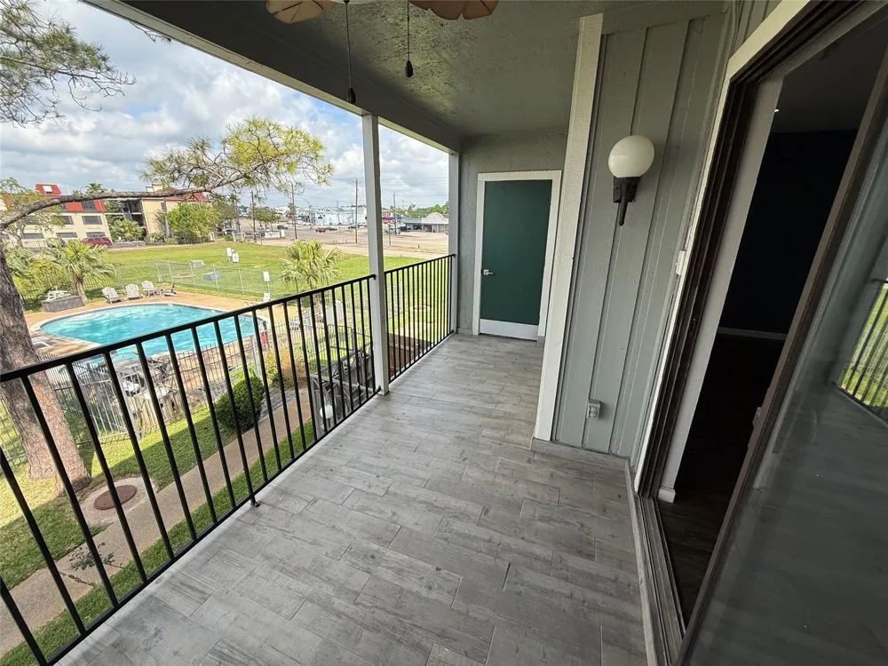 4011 Nasa Rd 1 Parkway #515 Seabrook, TX 77586