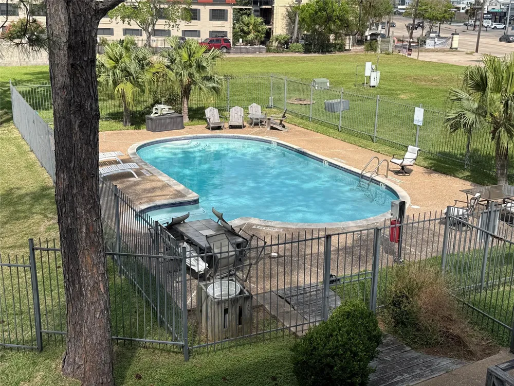 4011 Nasa Rd 1 Parkway #515 Seabrook, TX 77586