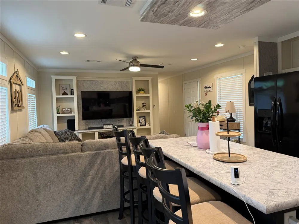 304 E 1st Street Hearne, TX 77859