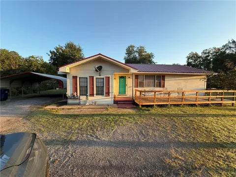 702 W Main Street