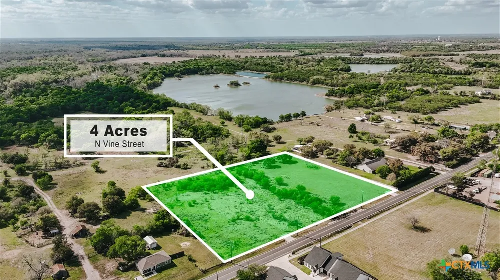 Vine Victoria, TX 77901