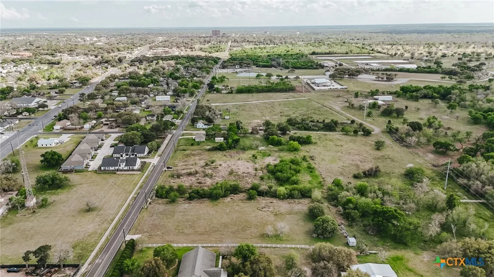 Vine Victoria, TX 77901