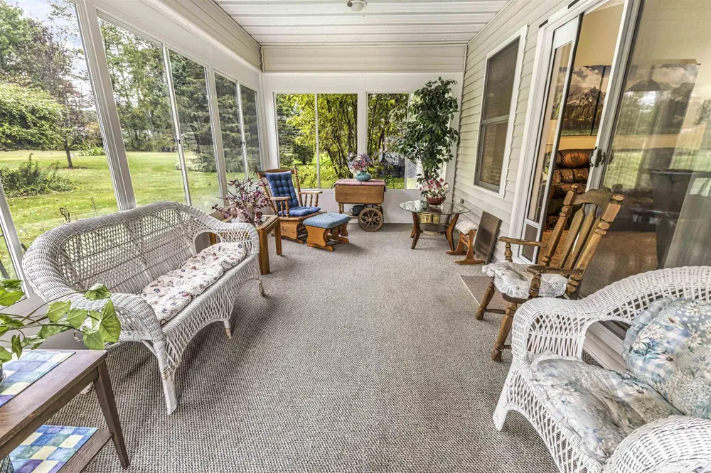 3396 Lansing Road Roscommon Village, MI 48653