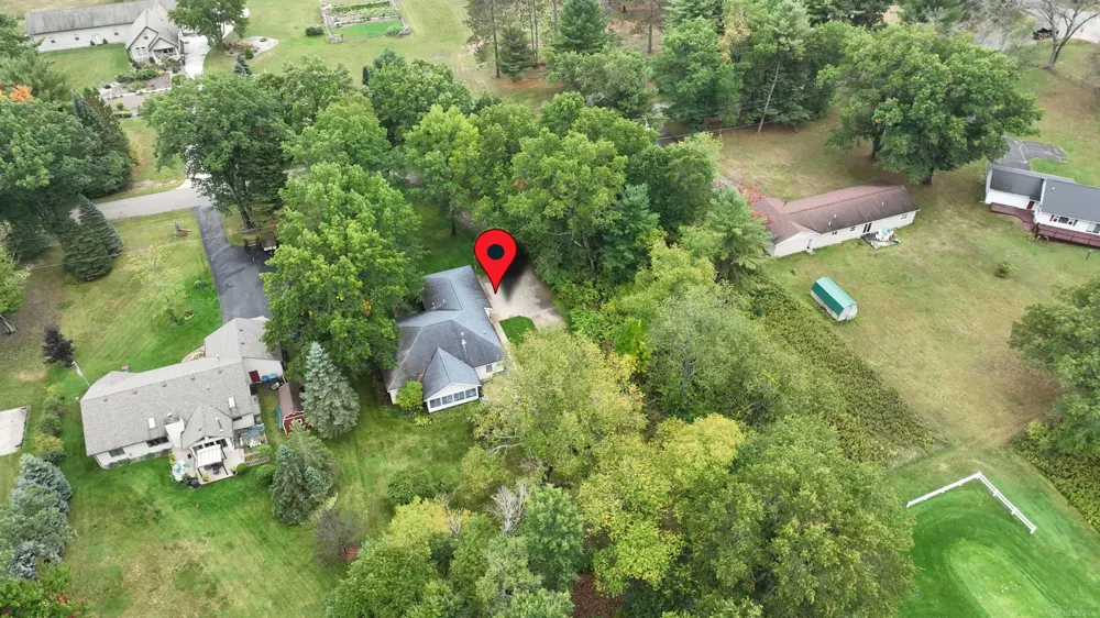 3396 Lansing Road Roscommon Village, MI 48653