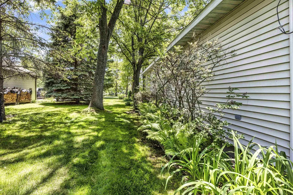 3396 Lansing Road Roscommon Village, MI 48653