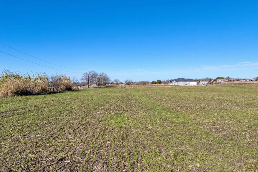18502 FM 2268 Holland, TX 76534