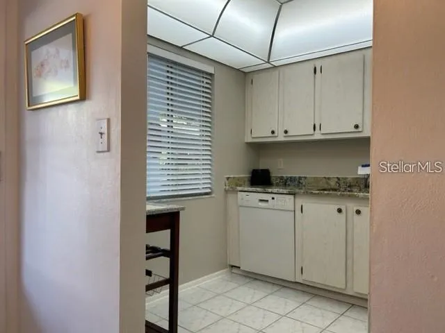 2060 MARILYN STREET #124 Clearwater, FL 33765
