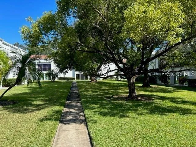 2060 MARILYN STREET #124 Clearwater, FL 33765