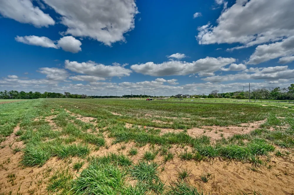 Bartlett Road Sealy, TX 77474