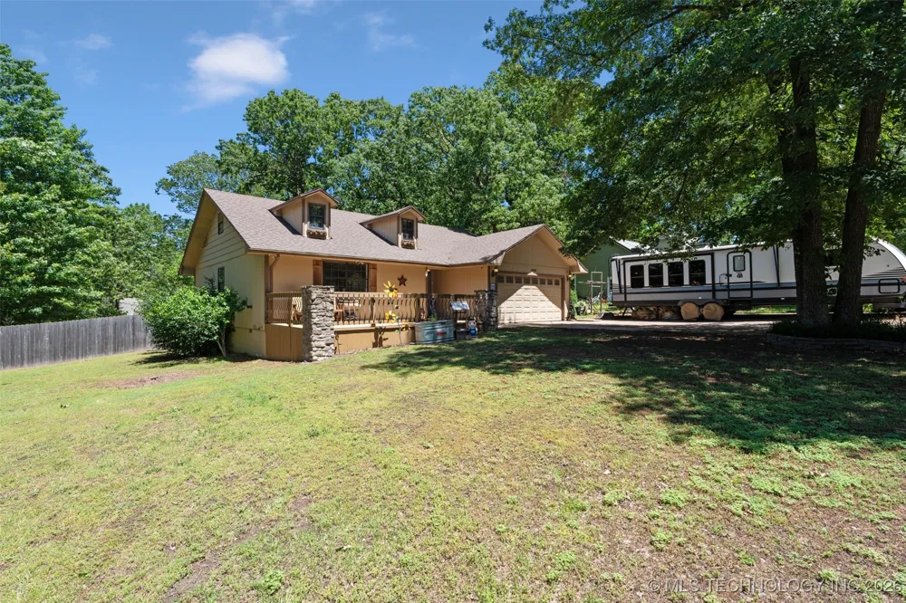 62820 E 312 ROAD Grove, OK 74344