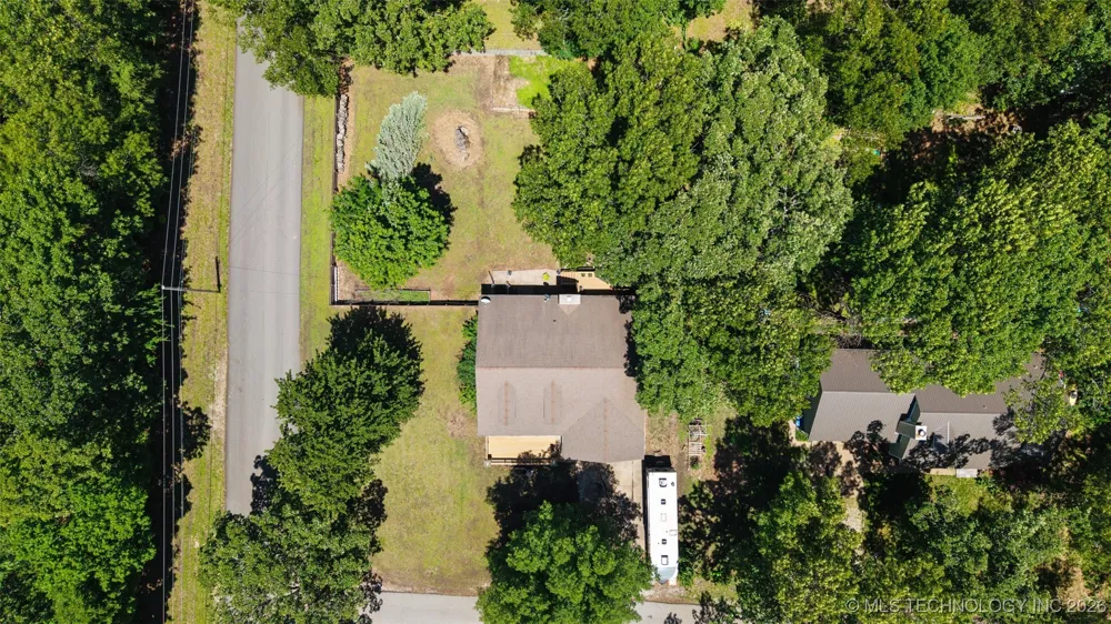 62820 E 312 ROAD Grove, OK 74344
