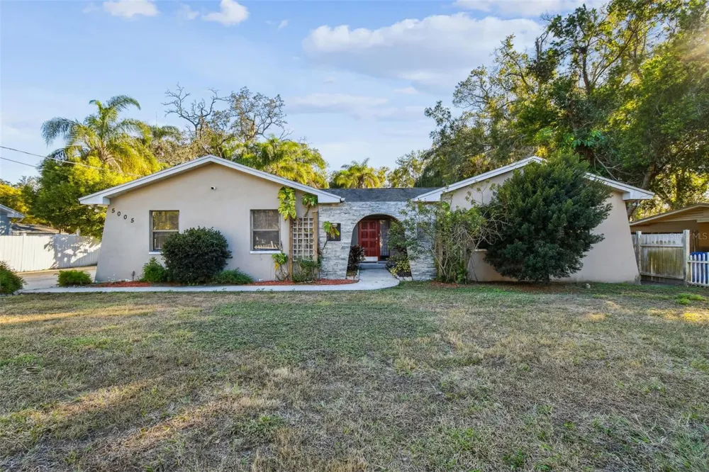 5005 PURITAN ROAD Tampa, FL 33617