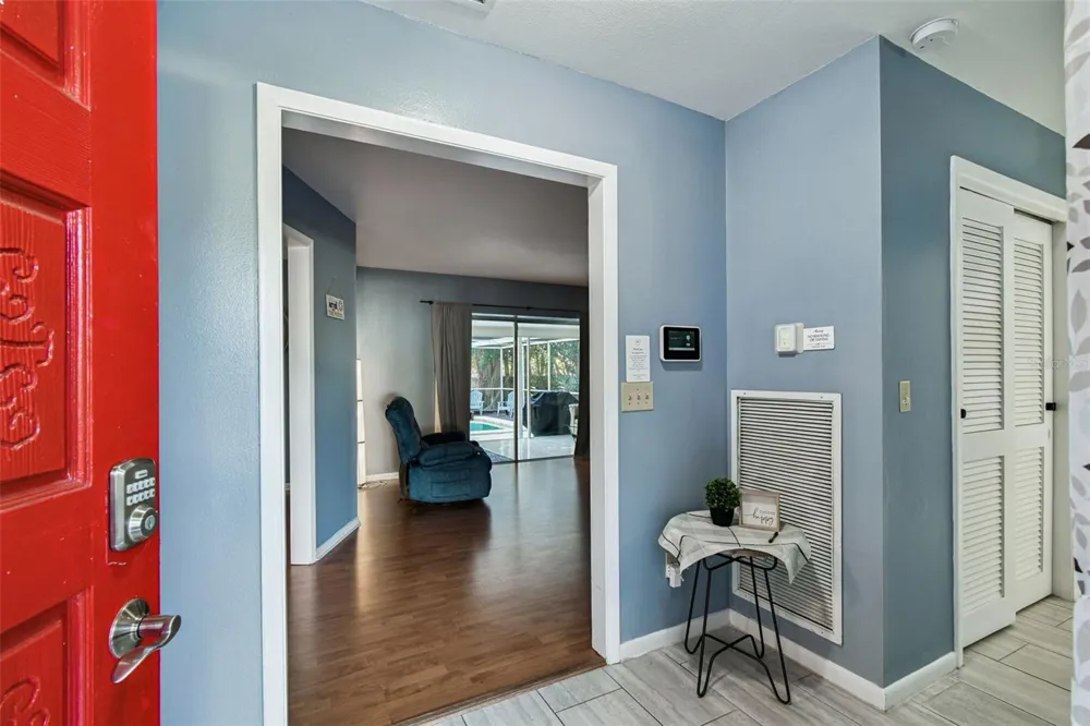 5005 PURITAN ROAD Tampa, FL 33617