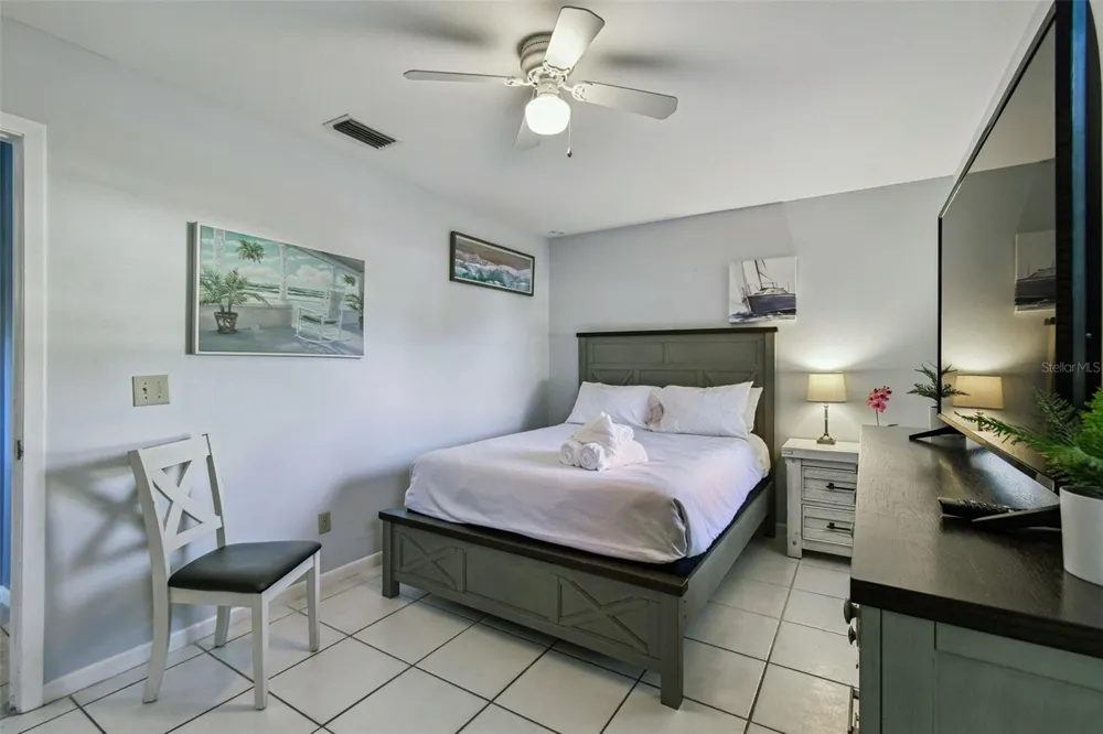 5005 PURITAN ROAD Tampa, FL 33617