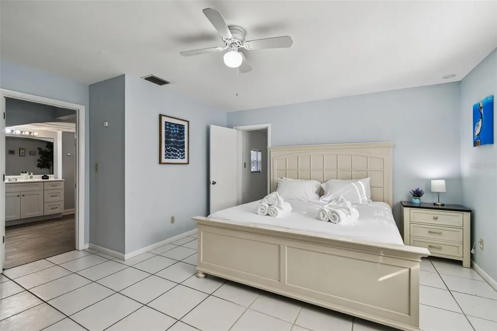 5005 PURITAN ROAD Tampa, FL 33617