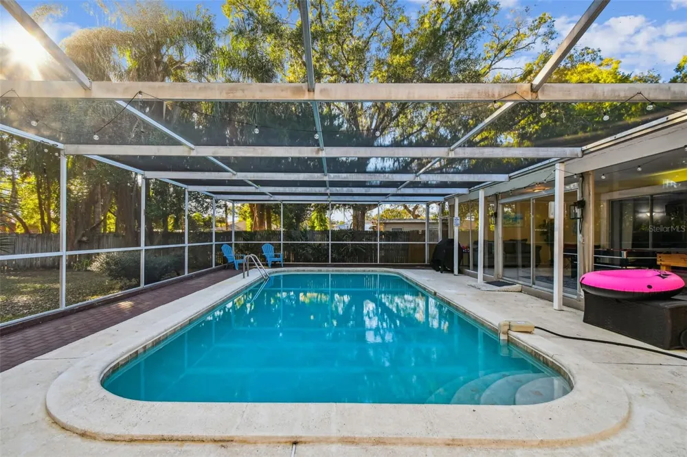 5005 PURITAN ROAD Tampa, FL 33617
