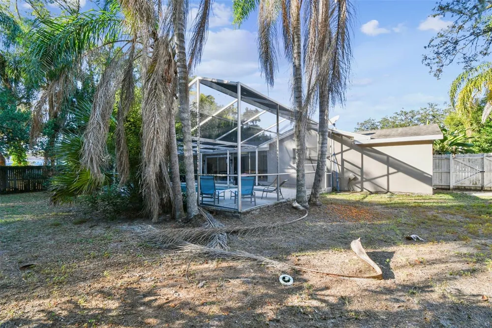 5005 PURITAN ROAD Tampa, FL 33617